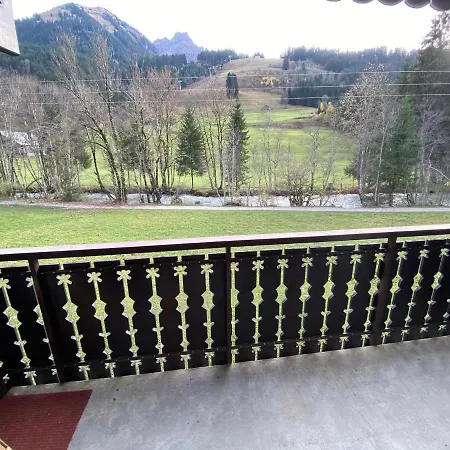 Apartment Cosy Proche Des Pistes Avec Animaux Admis - Fr-1-692-64